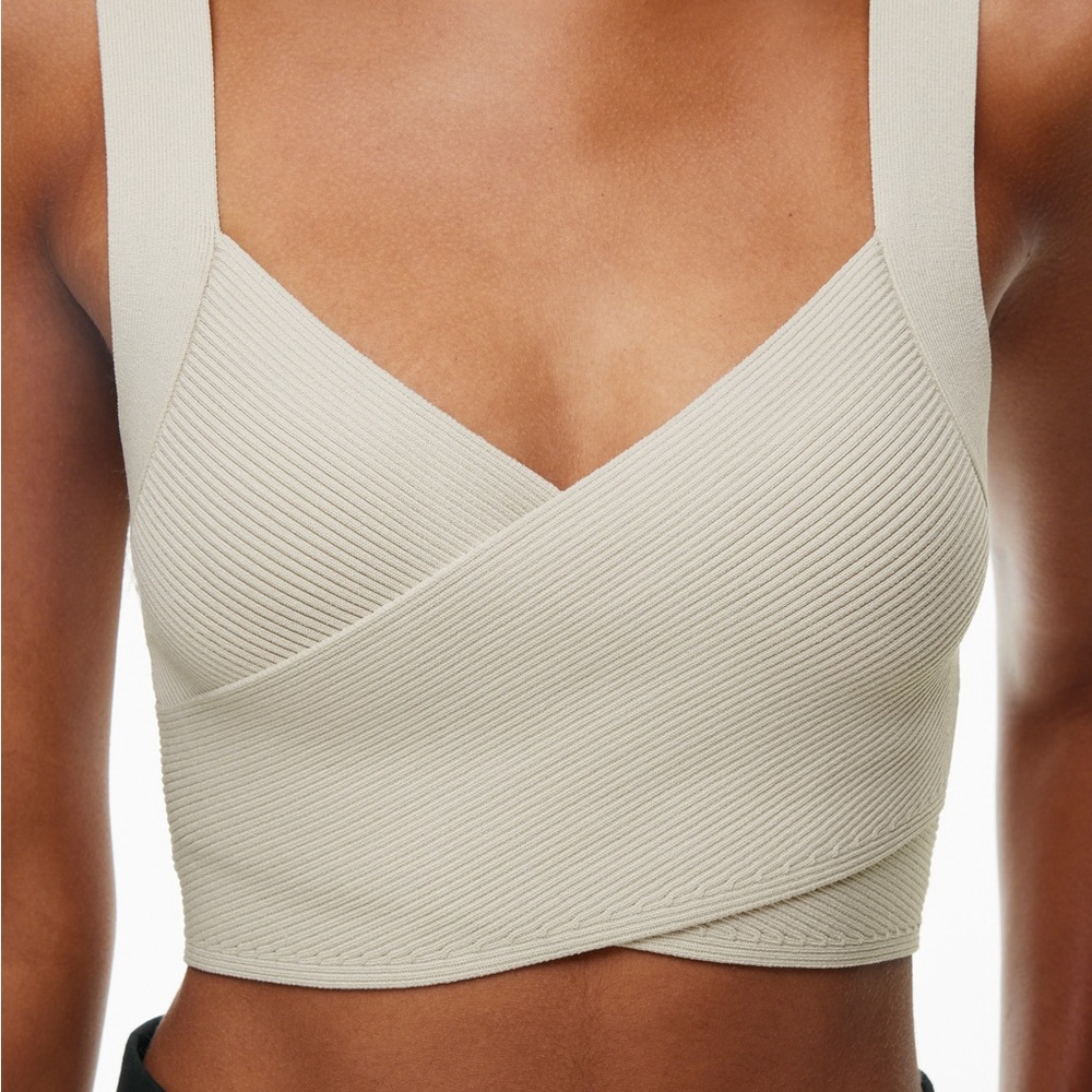 Aritzia Sculpt Knit Greek Tank in Matte Pearl